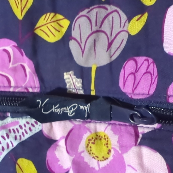 Vera Bradley Floral Quilted Women's Overnight Tote/Carry On Bag - Picture 6 of 16